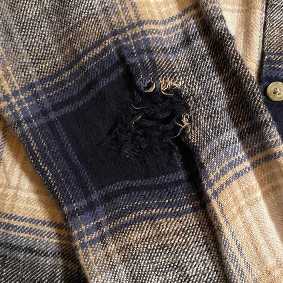 American Eagle oversized flannel - Picture 5 of 7